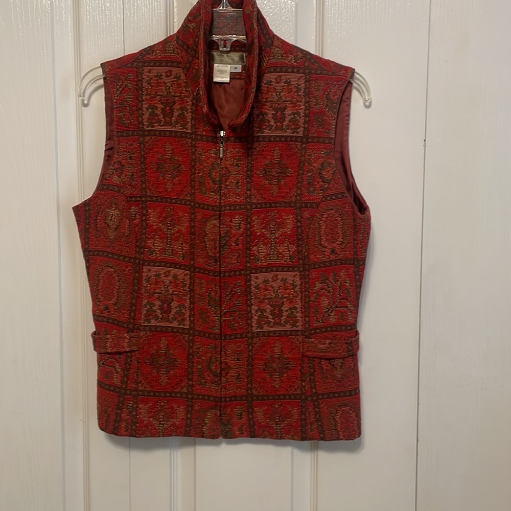 Vest - Picture 5 of 5